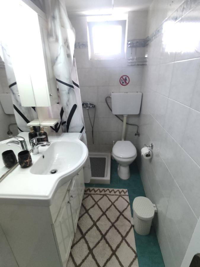 Aktis Apartment 아르테미다 외부 사진